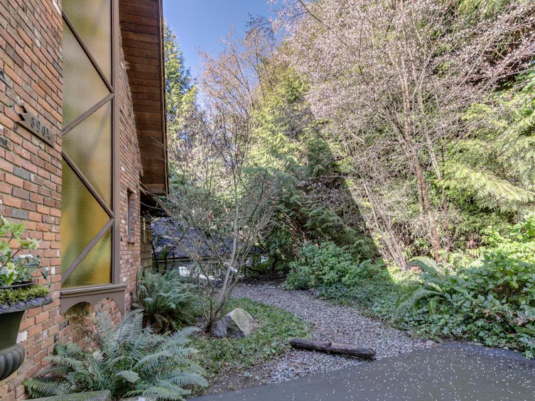 3904 Westridge Avenue, West Vancouver, BC, V7V 3H5 - 4