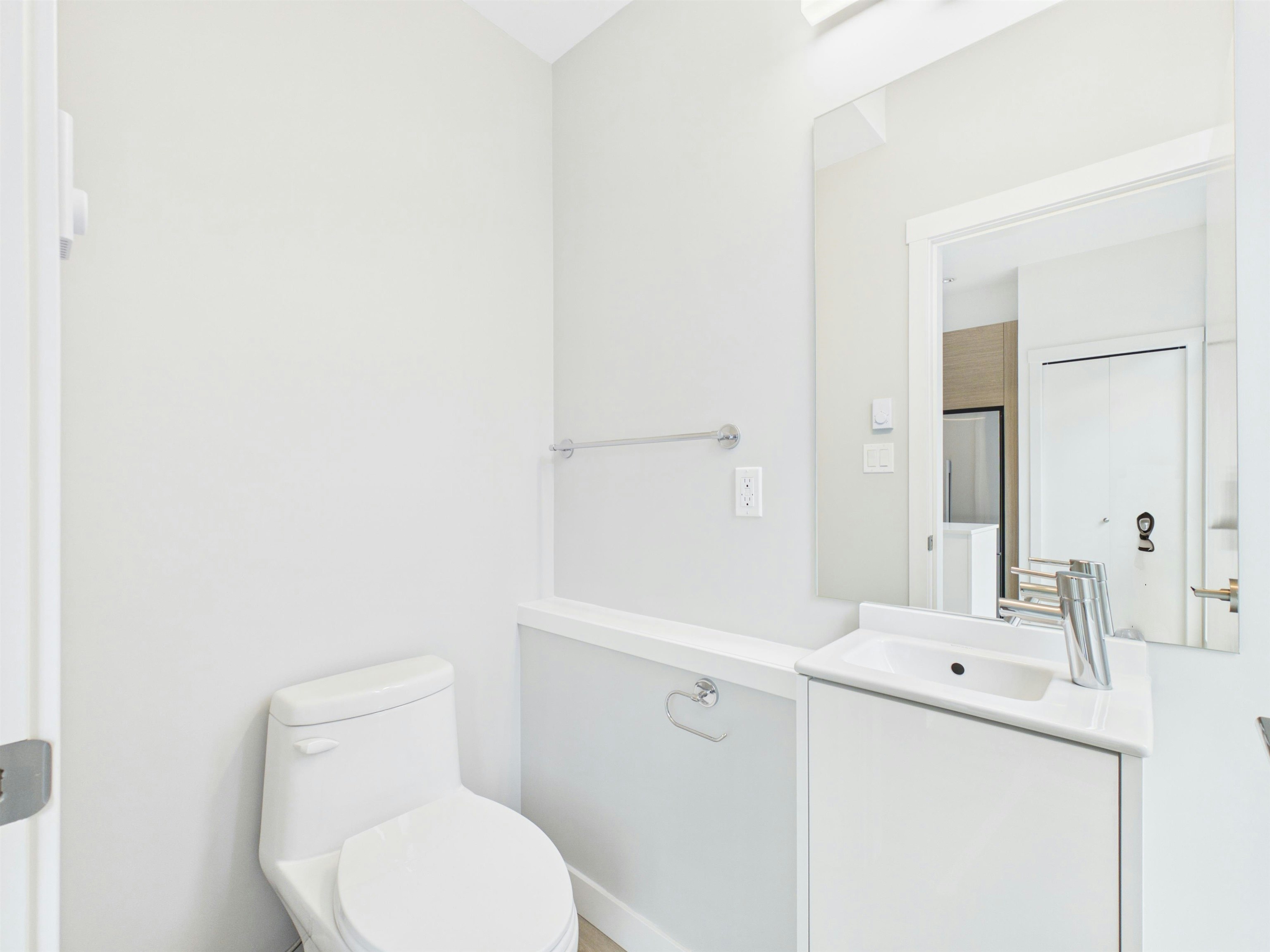 16-4337 Boundary Road, New Westminster, BC, V4C 2S1 - 26