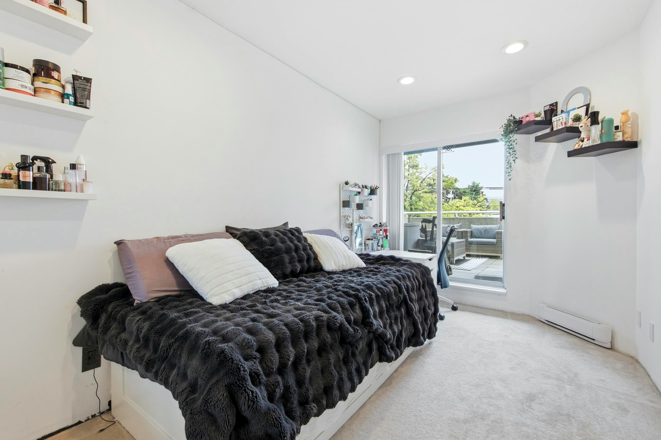 107-3280 W Broadway, Vancouver, BC, V6K 2H4 - 18