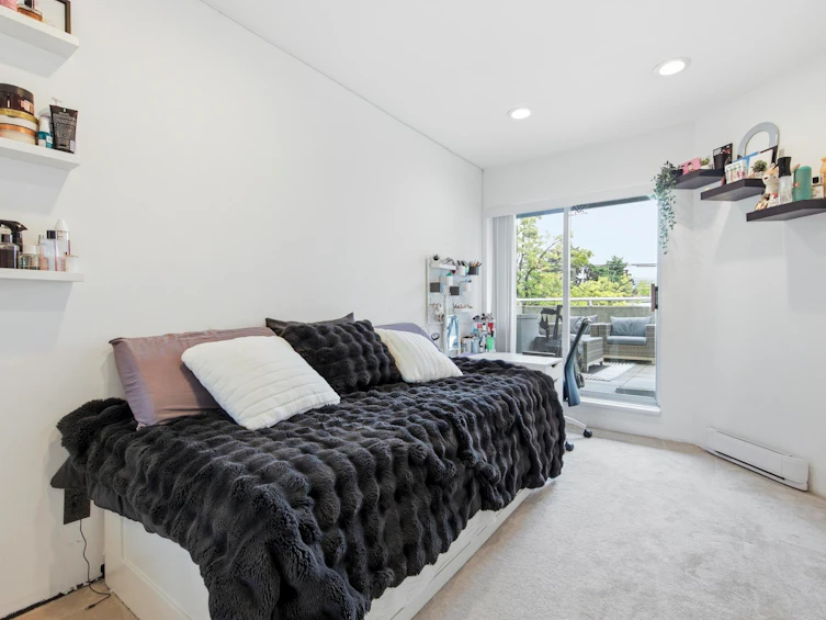 107-3280 W Broadway, Vancouver, BC, V6K 2H4 - 18
