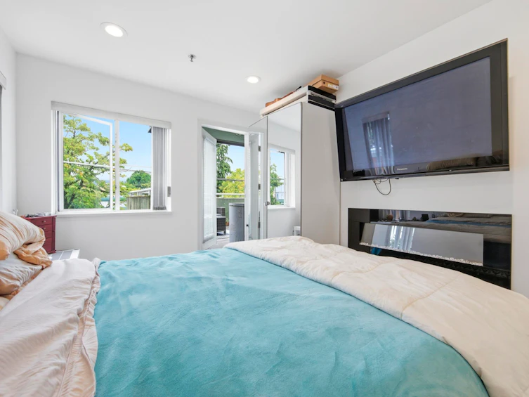 107-3280 W Broadway, Vancouver, BC, V6K 2H4 - 15