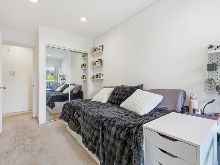 107-3280 W Broadway, Vancouver, BC, V6K 2H4 - 17