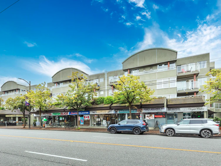 107-3280 W Broadway, Vancouver, BC, V6K 2H4