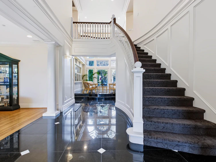 1330 Minto Crescent, Vancouver, BC, V6H 2J5 - 4