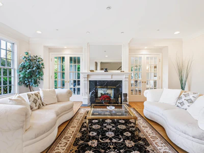 1330 Minto Crescent - 5