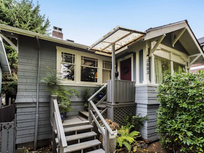 3883 W 20th Avenue - 3