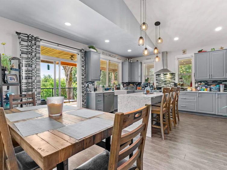 30957 Gunn Avenue, Mission, BC, V4S 1H2 - 9