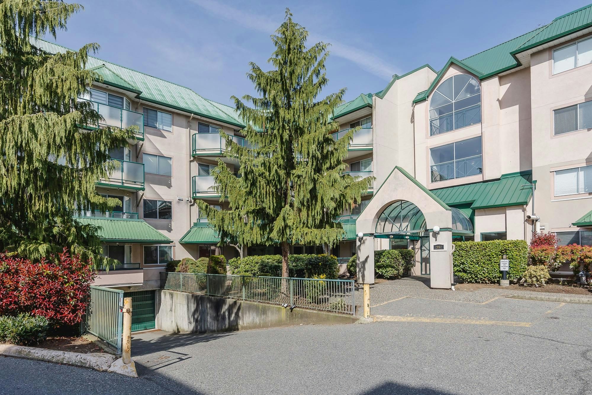 413-2962 Trethewey Street, Abbotsford, BC, V2T 4M3