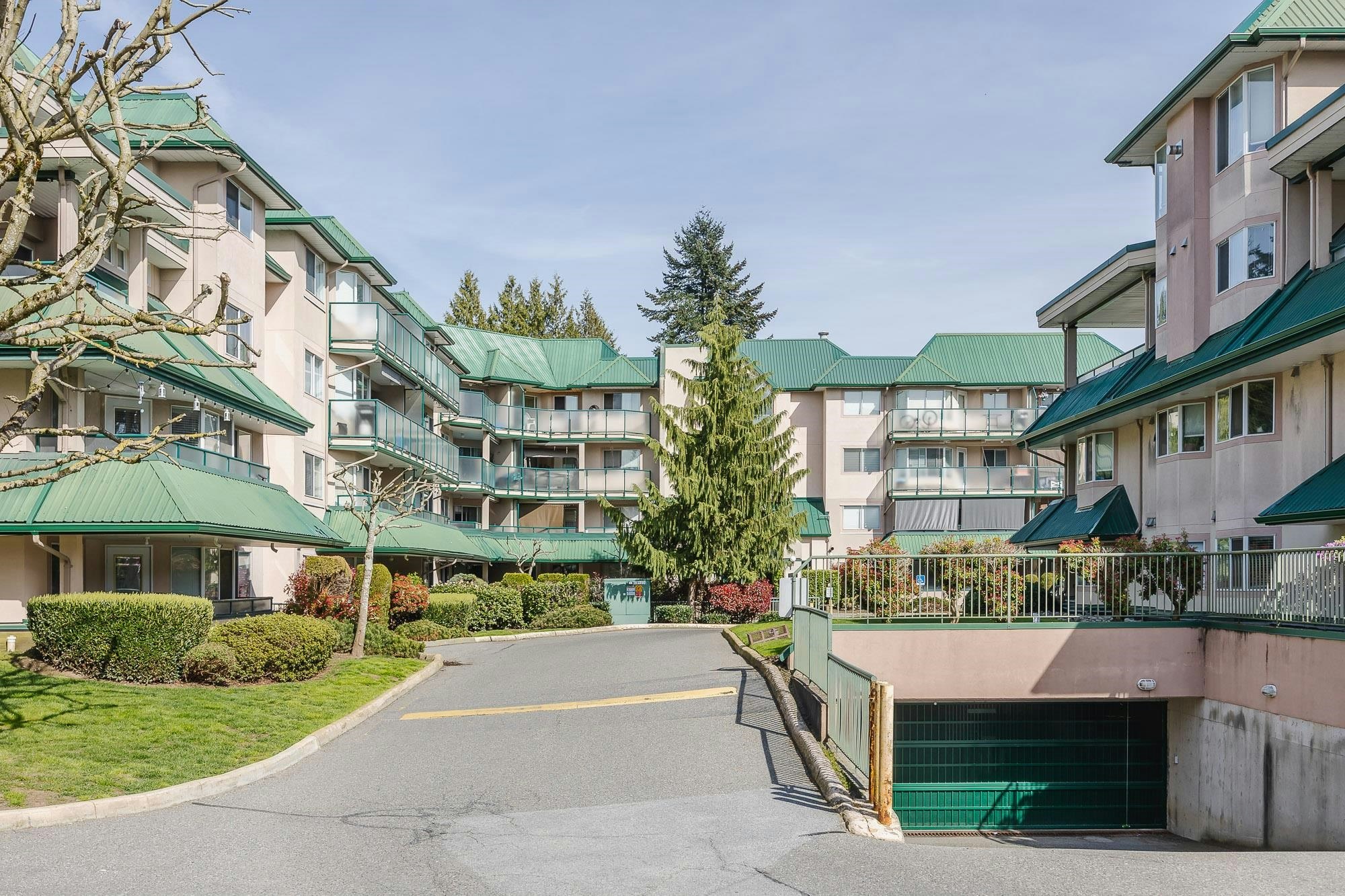413-2962 Trethewey Street, Abbotsford, BC, V2T 4M3