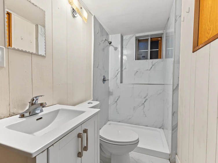 410 Ashley Street, Coquitlam, BC, V3K 4B3 - 17