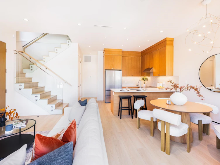 3-2995 Adanac Street, Vancouver, BC, V5K 2N4