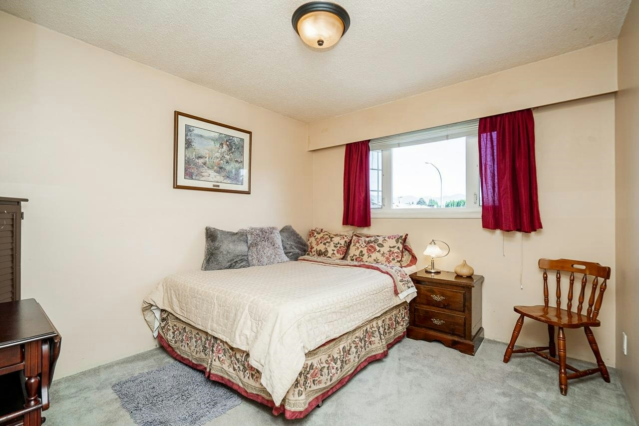 46070 Roy Avenue, Chilliwack, BC, V2R 2C2 - 29
