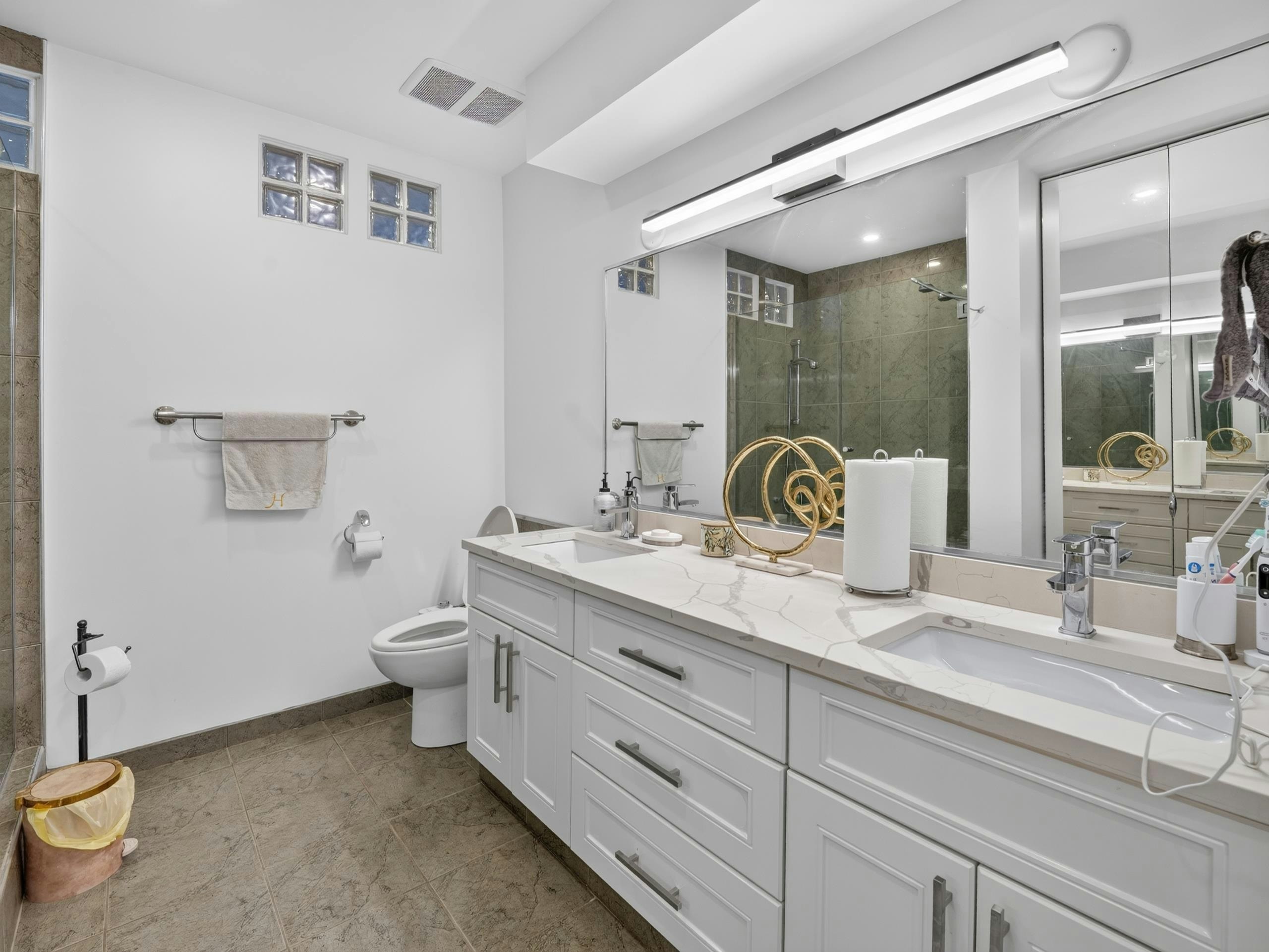 1-2206 Folkestone Way, West Vancouver, BC, V7S 2X7 - 27