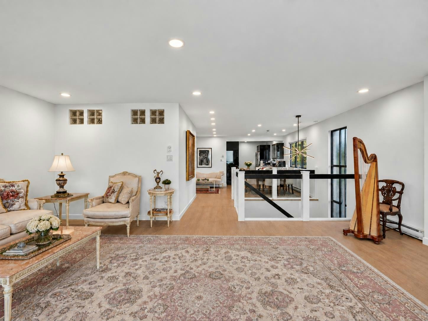 1-2206 Folkestone Way - 4