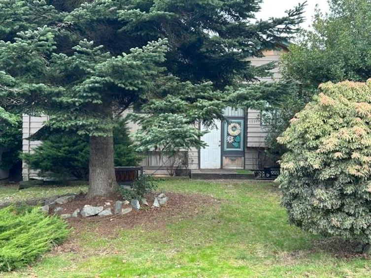 15087 Canary Drive, Surrey, BC, V3R 4V4 - 2