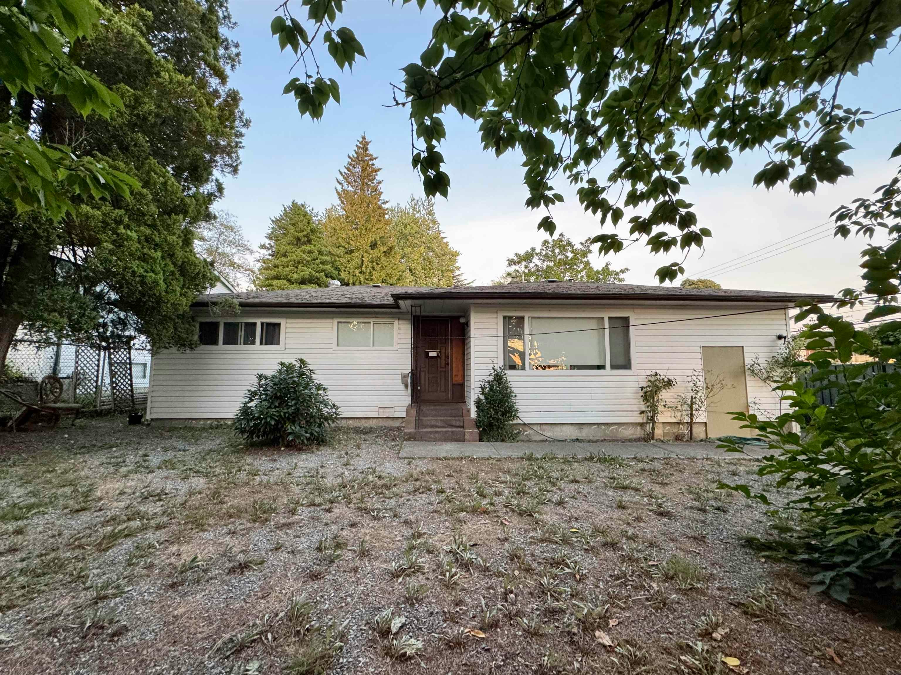 8406 152 Street, Surrey, BC, V3S 3M8
