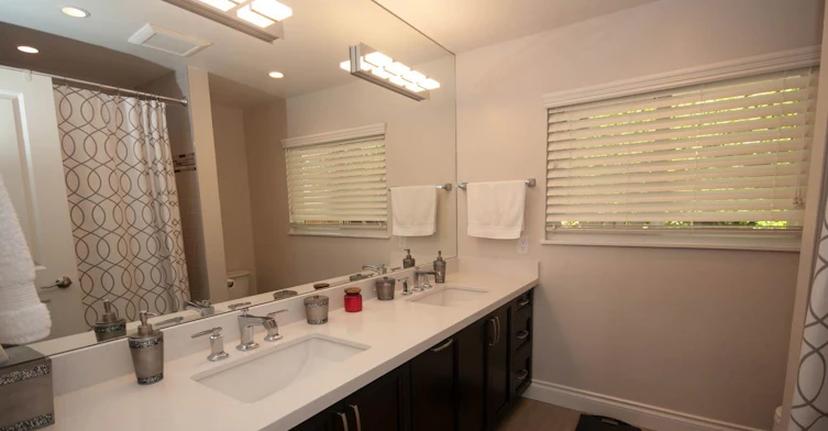 5296 Ranger Avenue, North Vancouver, BC, V7R 3M6 - 15