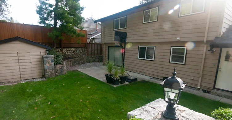 5296 Ranger Avenue, North Vancouver, BC, V7R 3M6 - 23