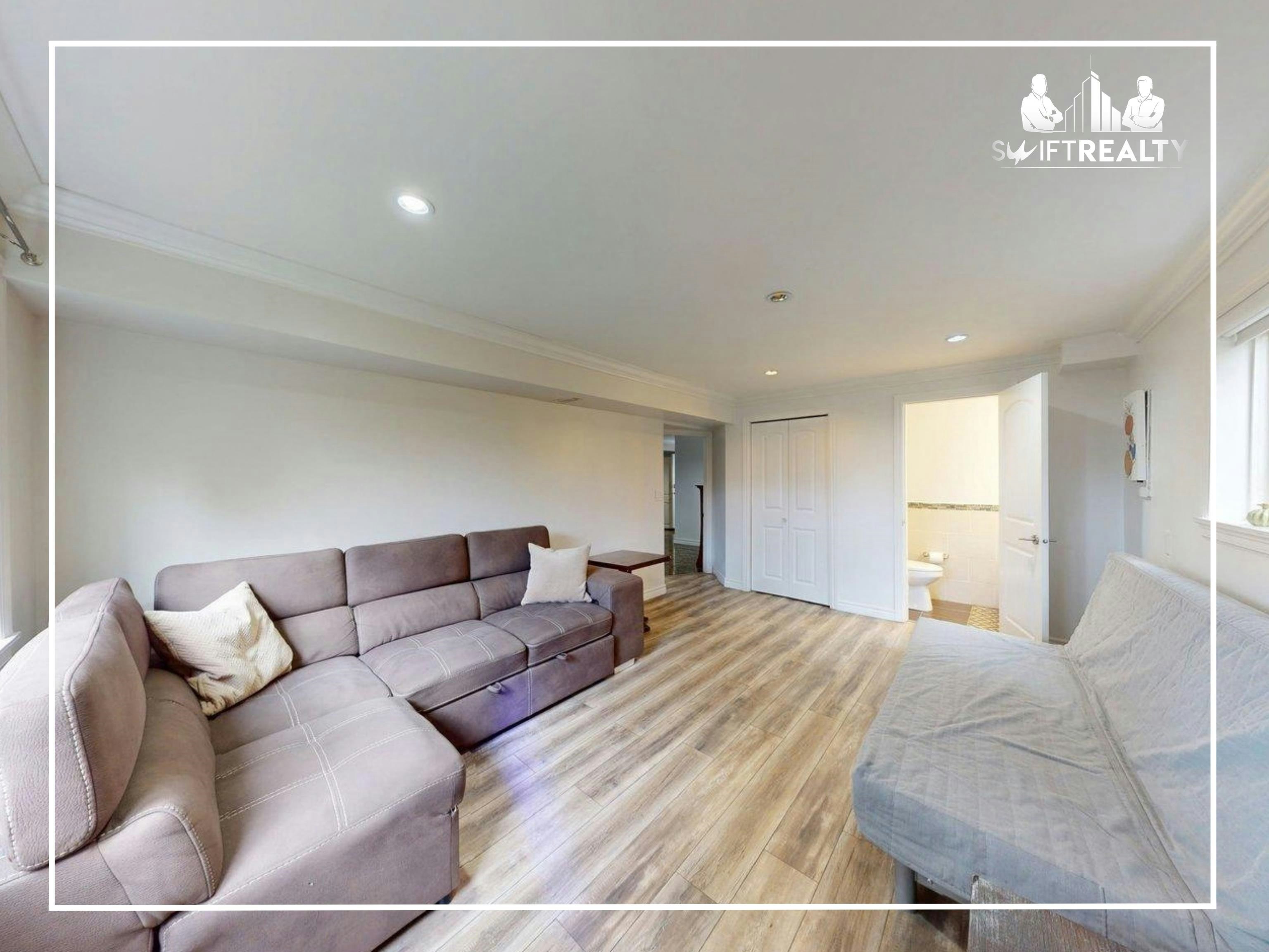 112 W Rockland Road Road, North Vancouver, BC, V7N 2V7 - 2