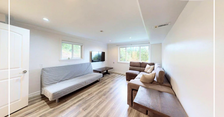 112 W Rockland Road Road, North Vancouver, BC, V7N 2V7 - 4