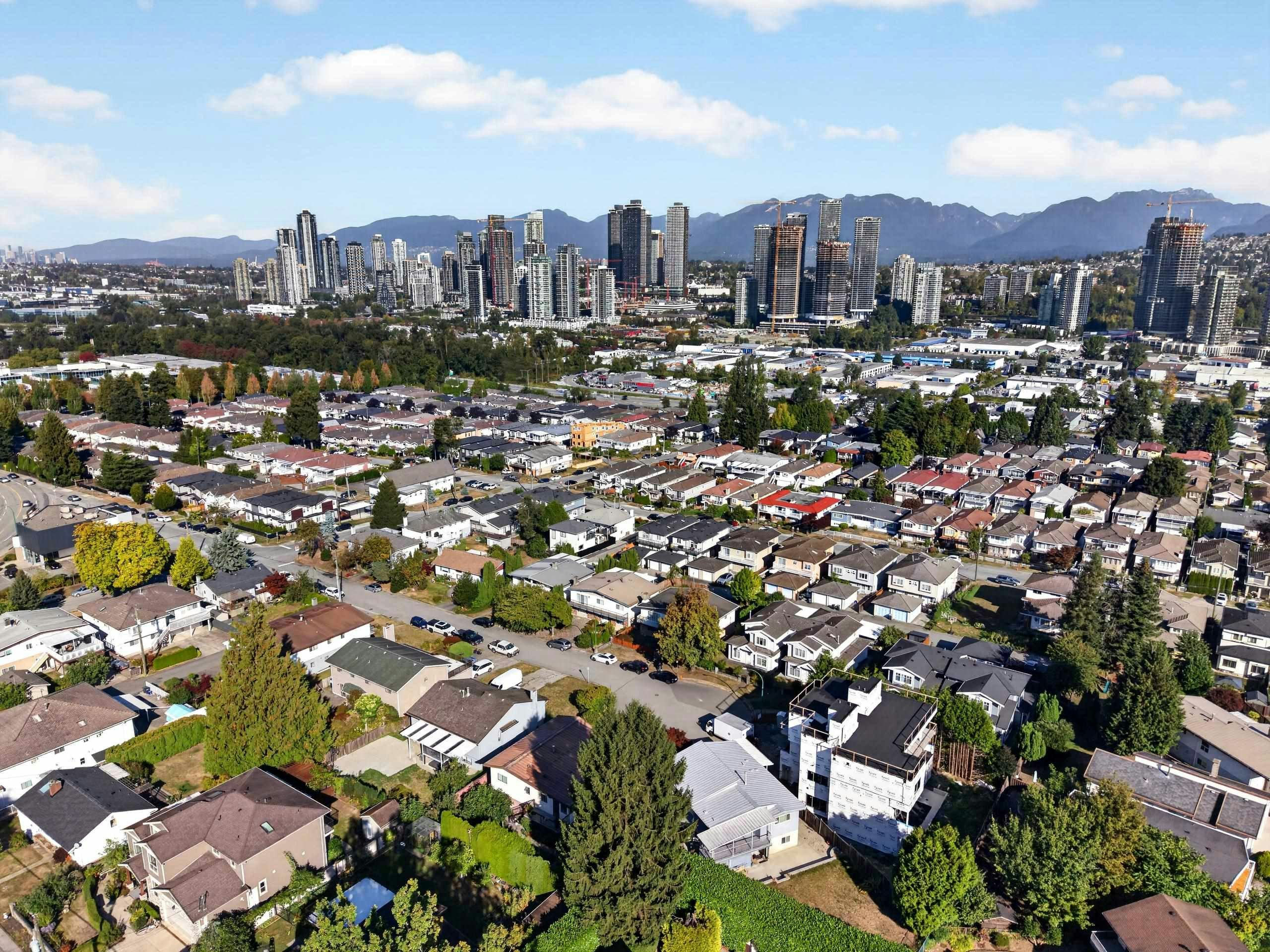 5275 Schou Street - 5