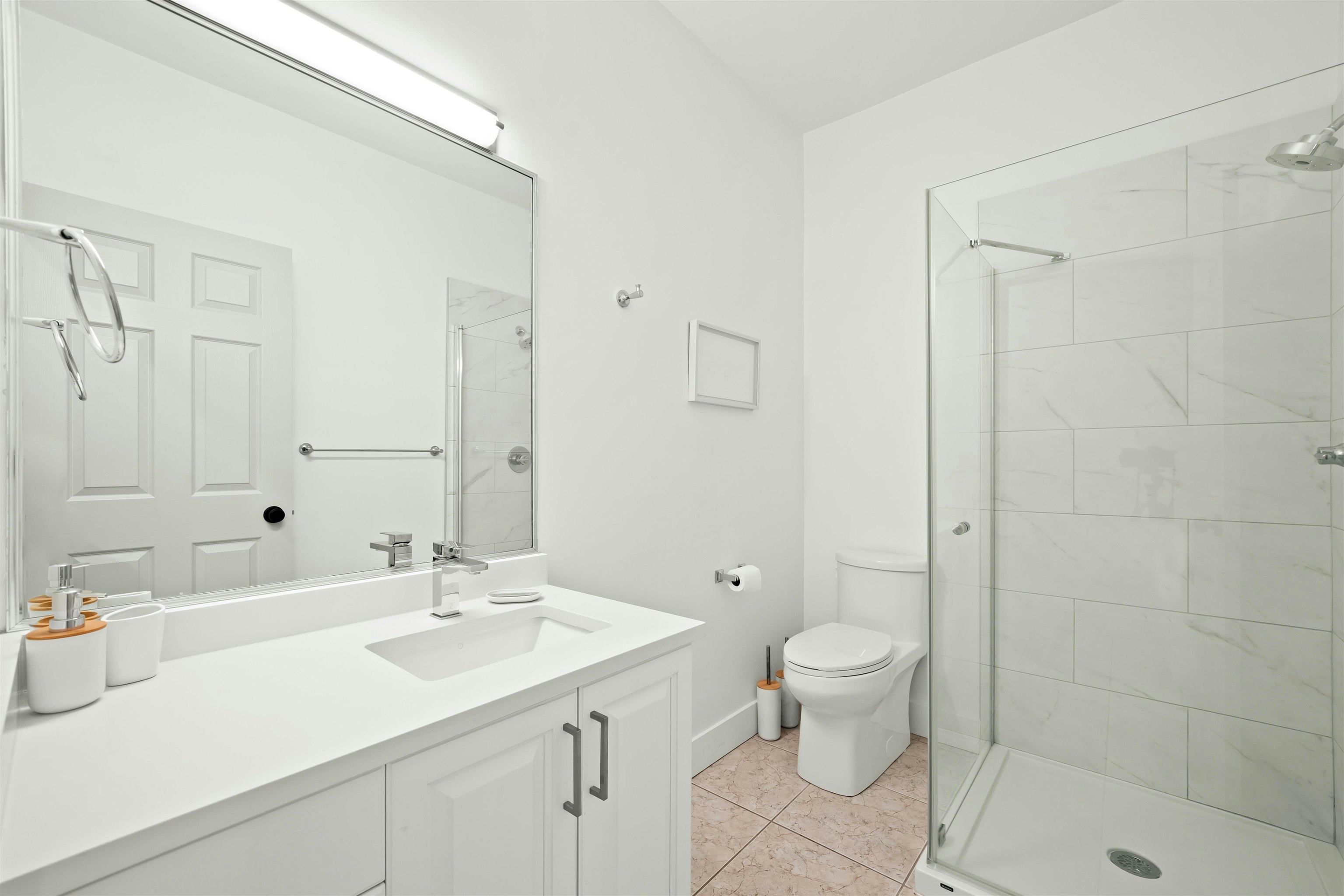 4086 Dominion Street, Burnaby, BC, V5G 1C3 - 18
