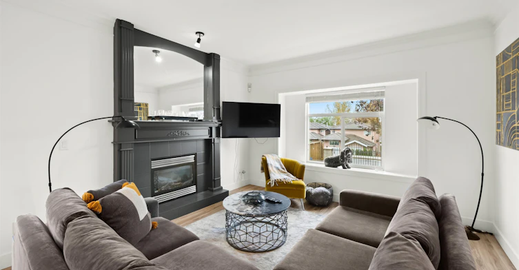 4086 Dominion Street, Burnaby, BC, V5G 1C3 - 4