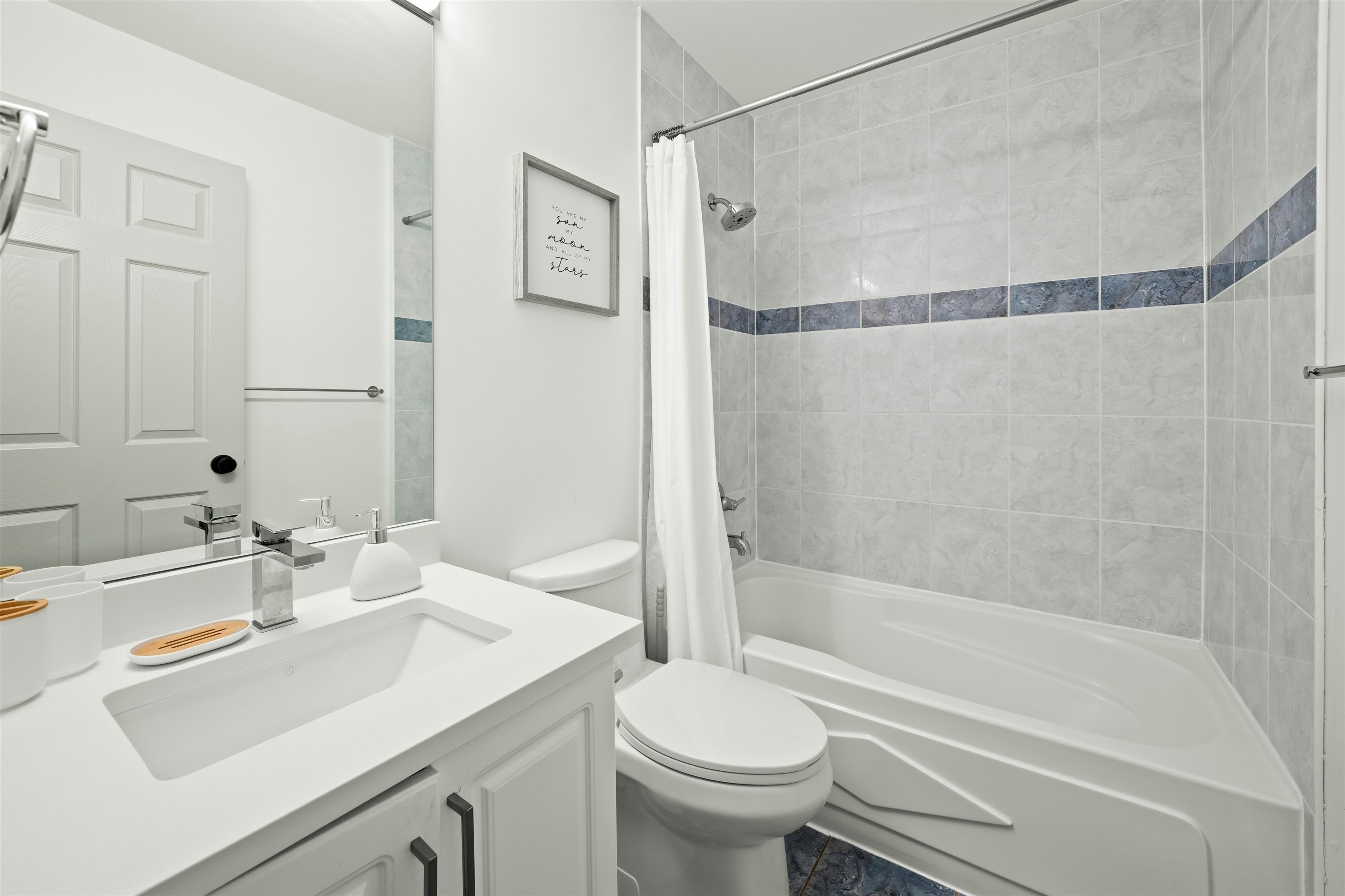 4086 Dominion Street, Burnaby, BC, V5G 1C3 - 16