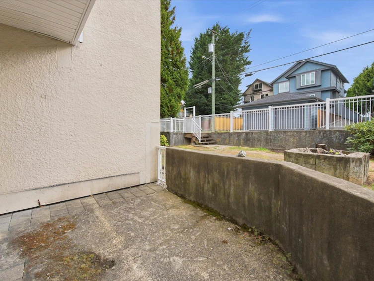 107-830 E 7th Avenue, Vancouver, BC, V5T 4J2 - 17