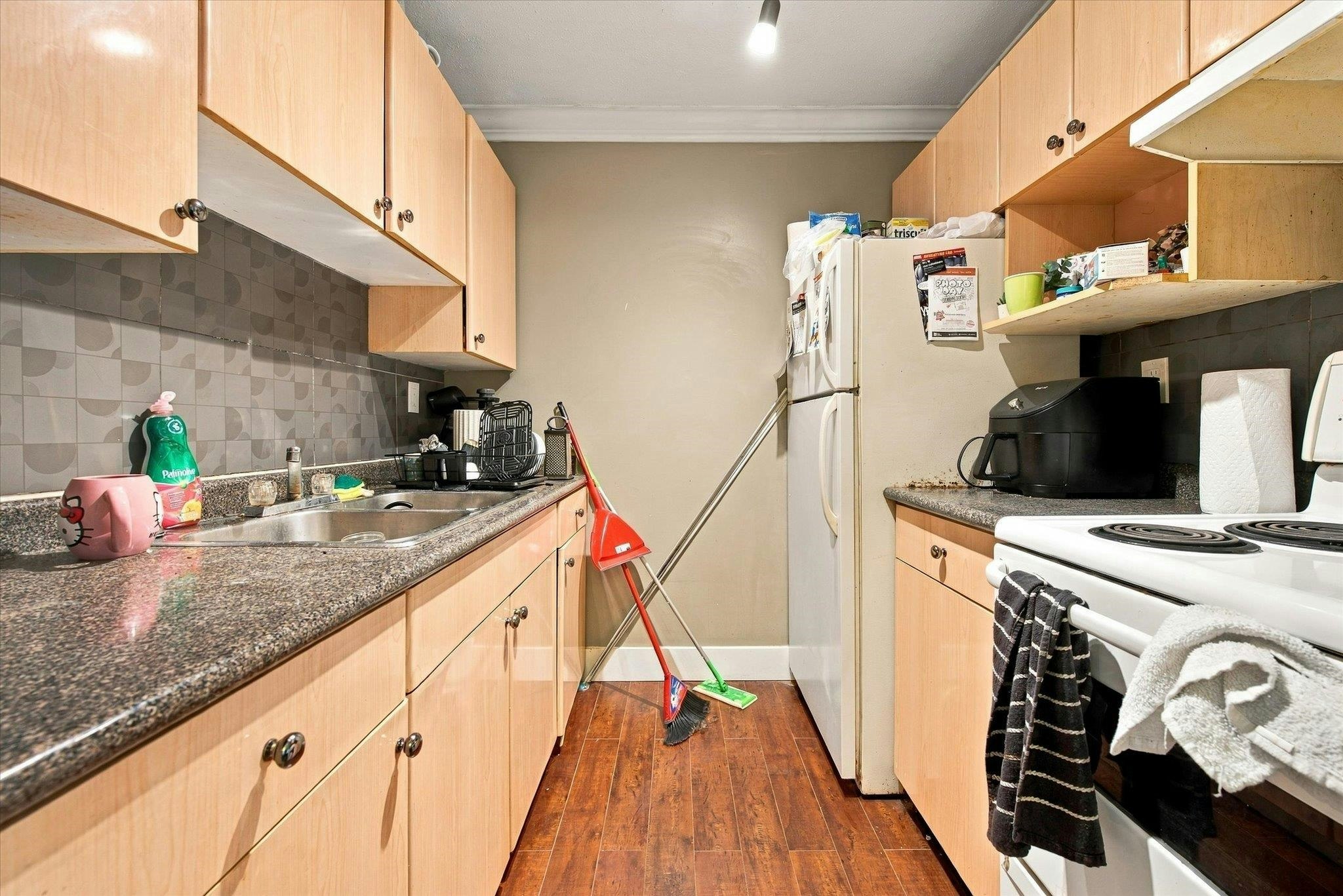 107-830 E 7th Avenue, Vancouver, BC, V5T 4J2 - 9