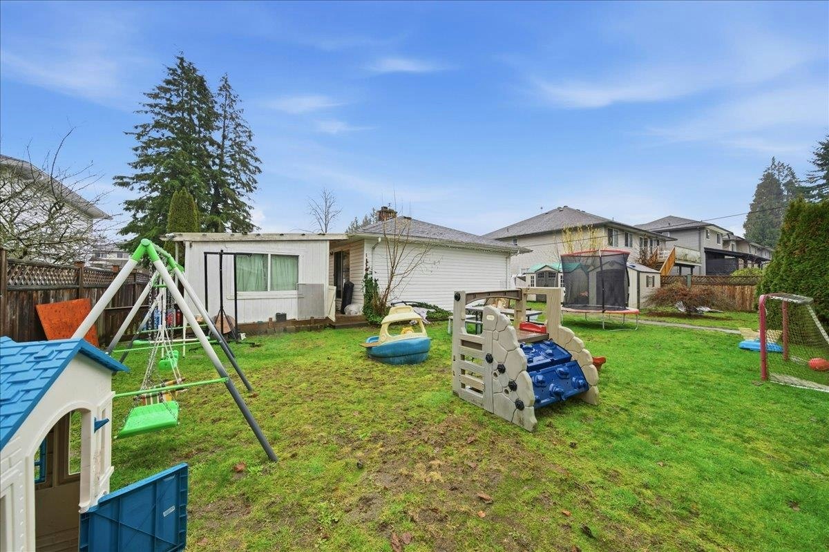 12357 189a Street, Pitt Meadows, BC, V3Y 2H3 - 29
