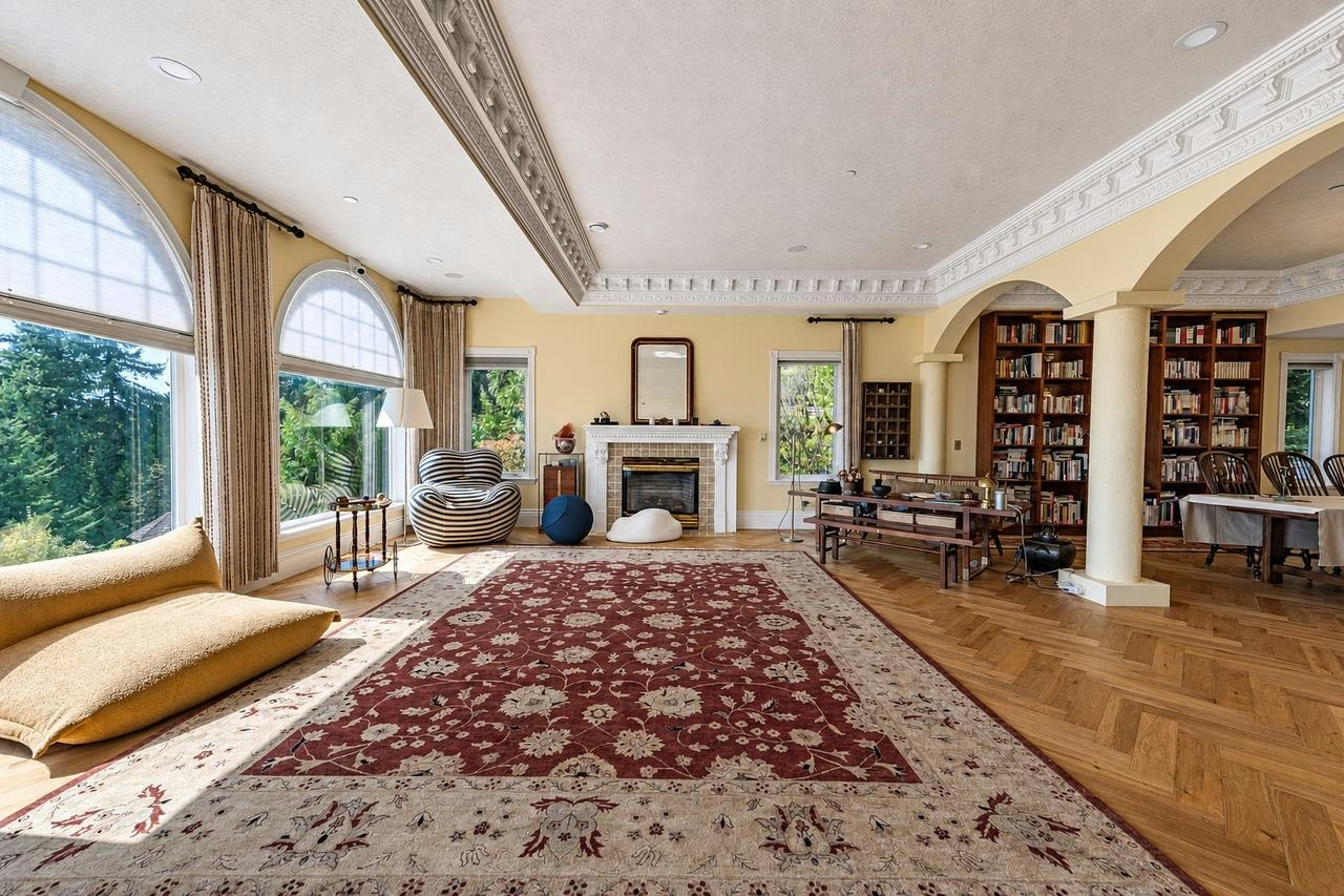 2379 Constantine Place, West Vancouver, BC, V7S 3H7 4