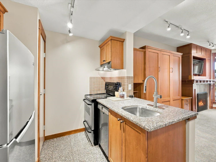 520-4320 Sundial Crescent, Whistler, BC, V8E 1G6 - 13
