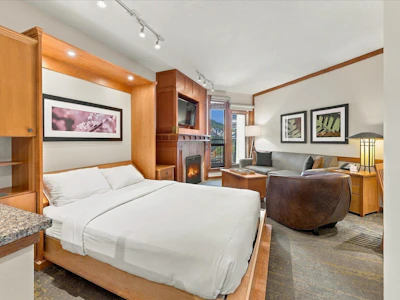 520-4320 Sundial Crescent - 2