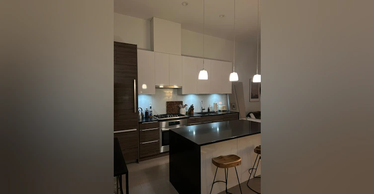 102-4427 Cambie Street, Vancouver, BC, V5Z 2Y8 - 6