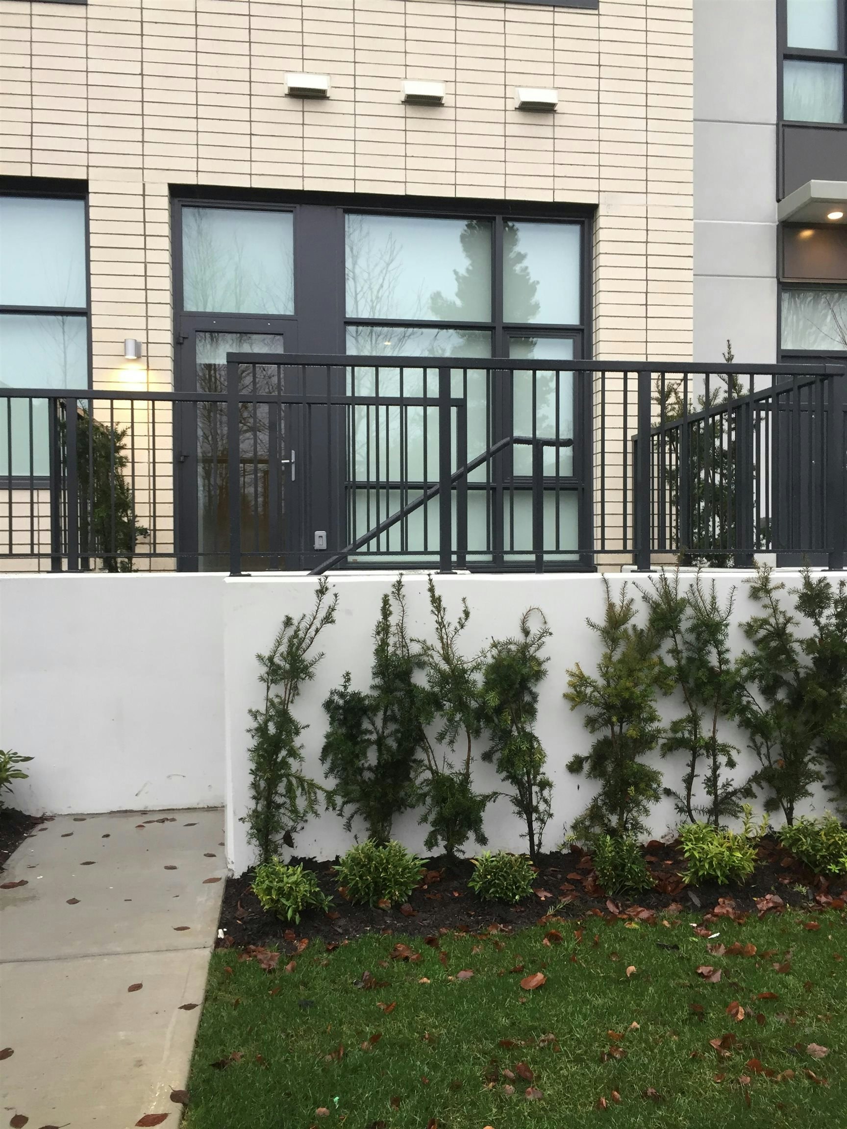 102-4427 Cambie Street, Vancouver, BC, V5Z 2Y8 - 2