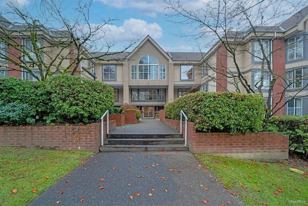 2-5635 Patterson Avenue, Burnaby, BC, V5H 2M6