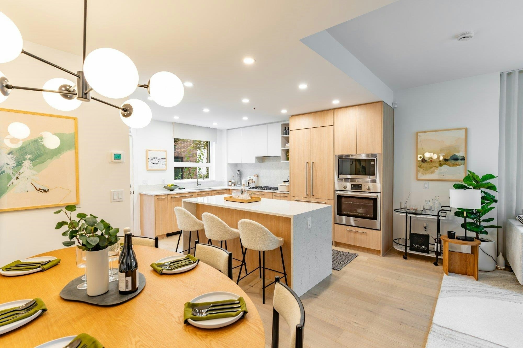 140-2050 Glenaire Drive, North Vancouver, BC, V7P 1Y3