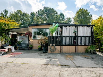 305-201 Cayer Street - 2
