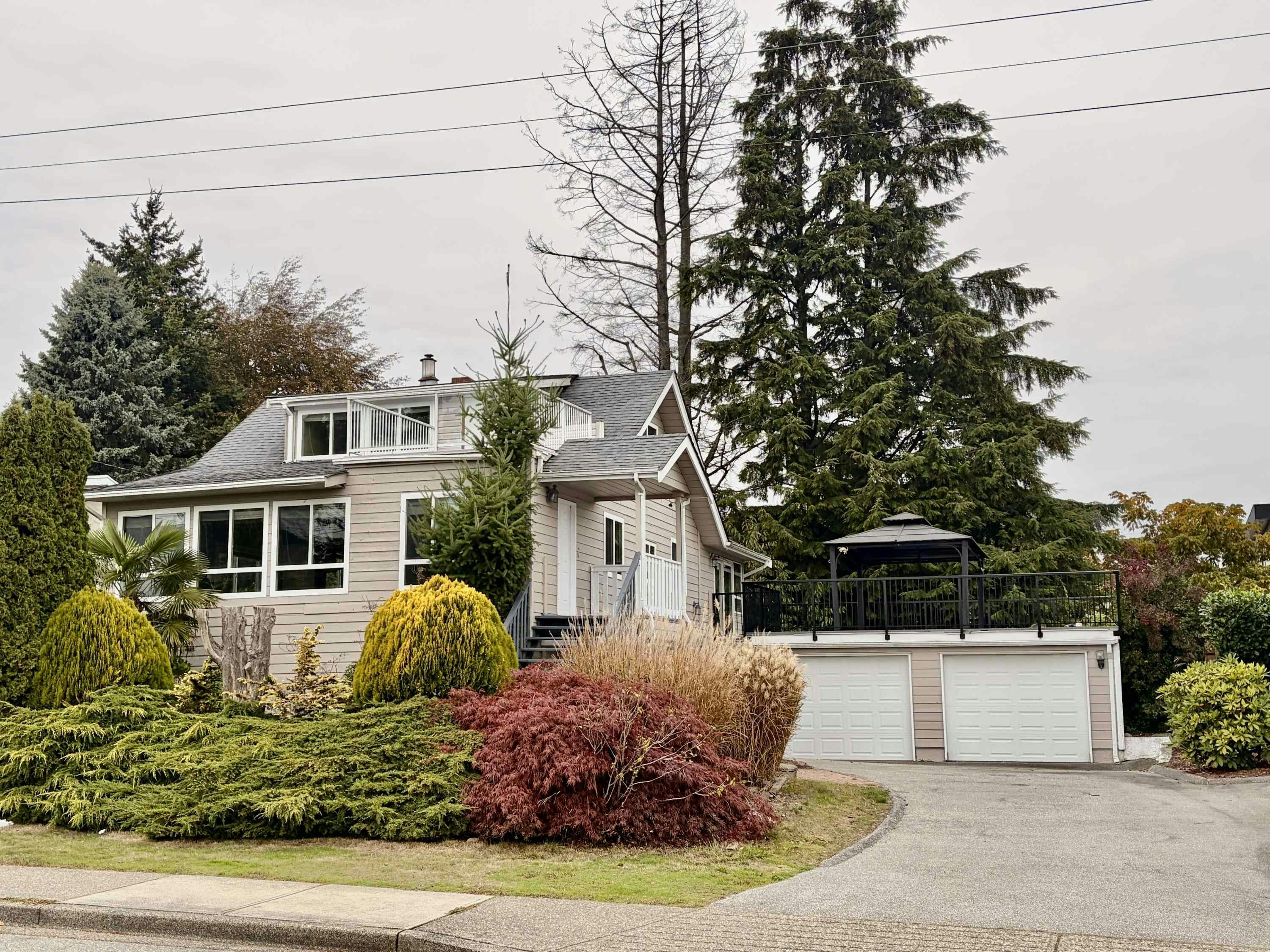 15841 Buena Vista Avenue, Surrey, BC, V4B 2A2