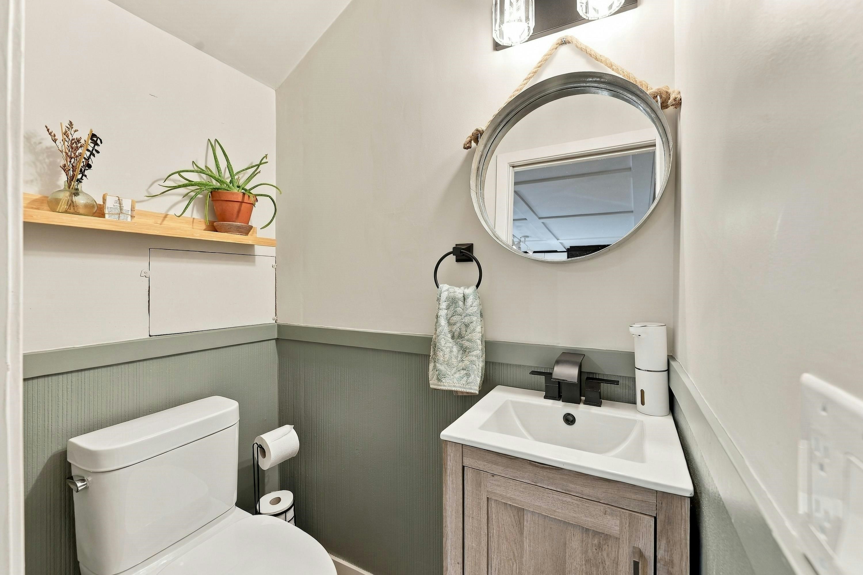 12137 Faber Crescent, Maple Ridge, BC, V2X 8A1 - 12