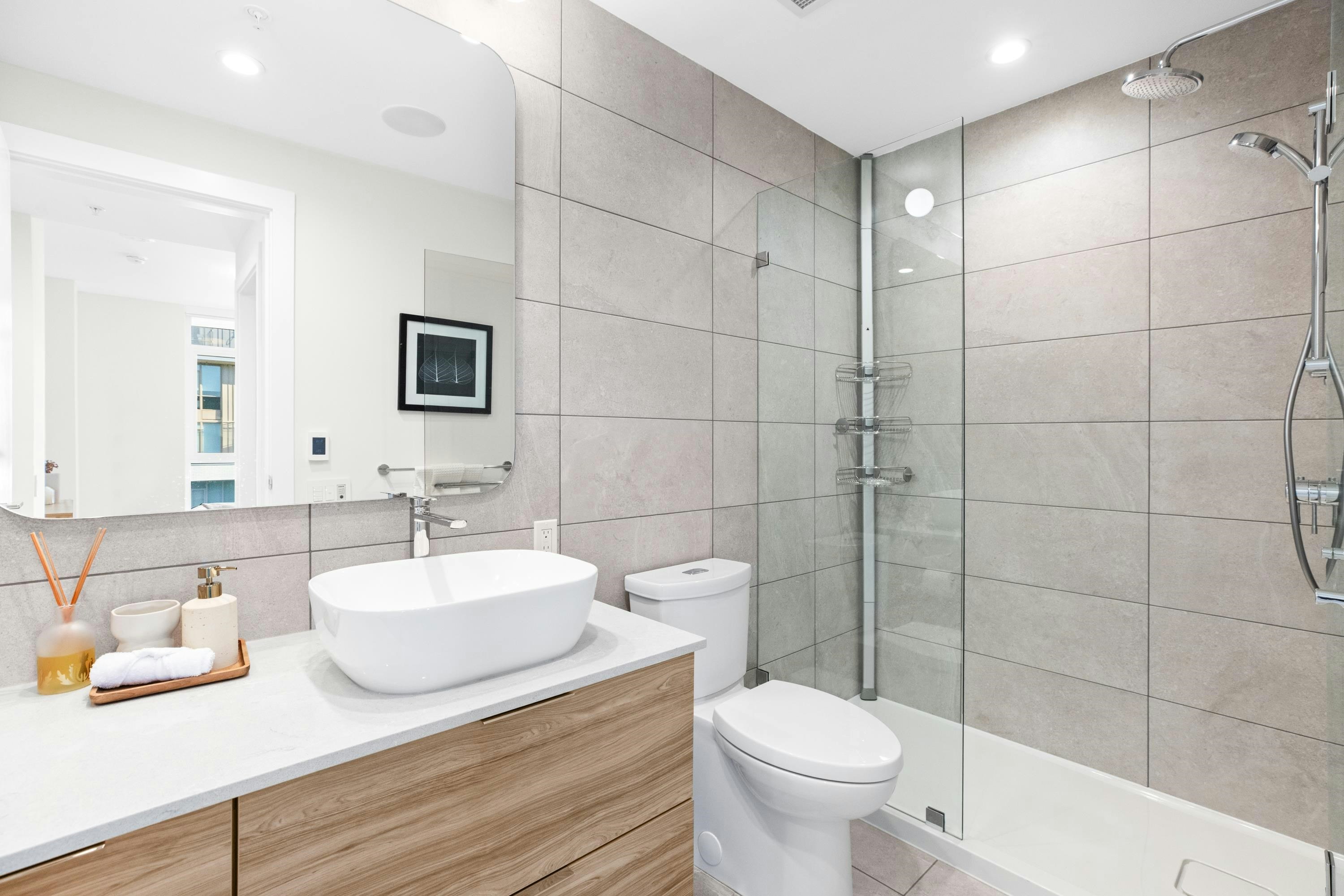 PH1102-2325 Emery Court, North Vancouver, BC, V7J 0E8 - 12