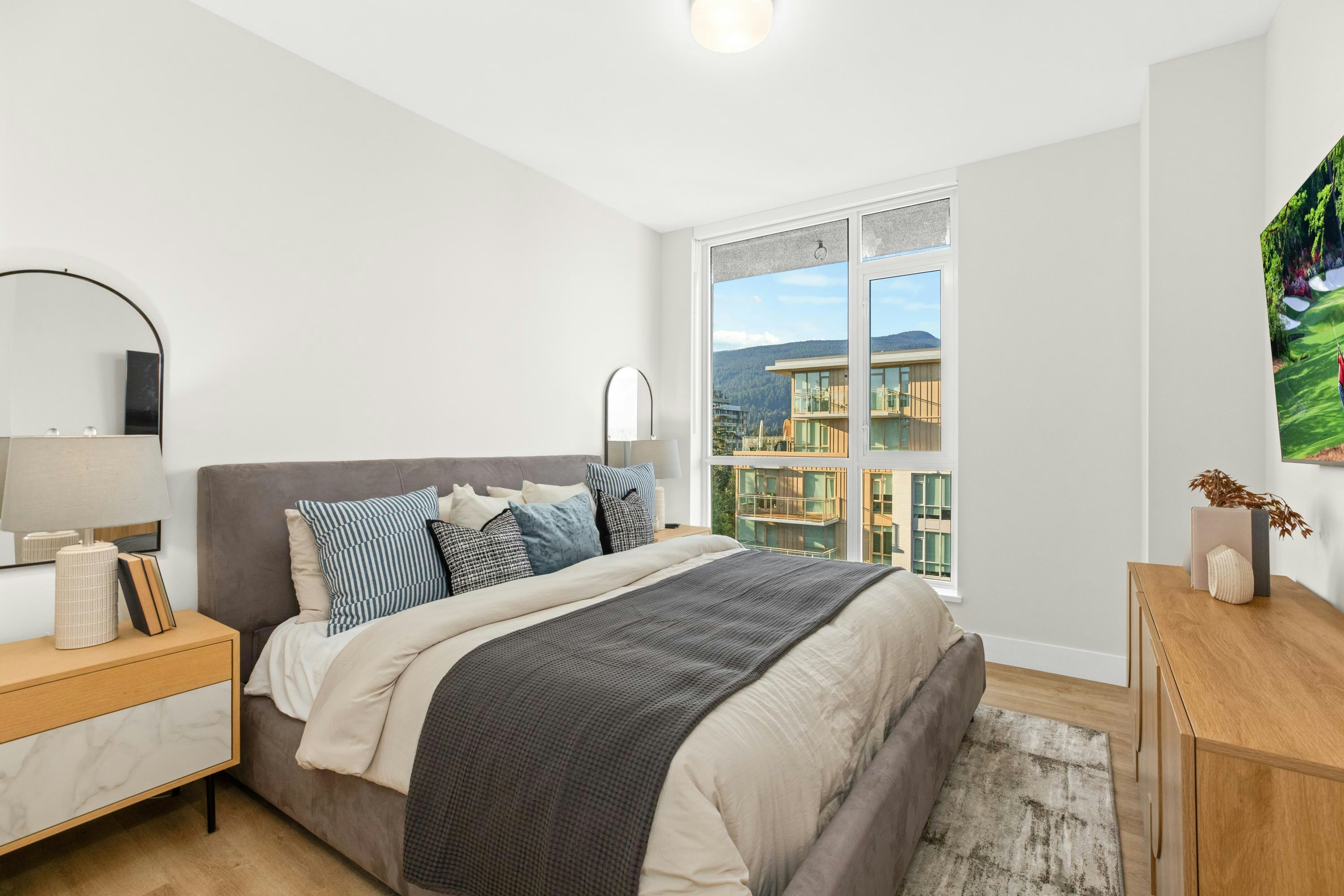 PH1102-2325 Emery Court, North Vancouver, BC, V7J 0E8 - 11