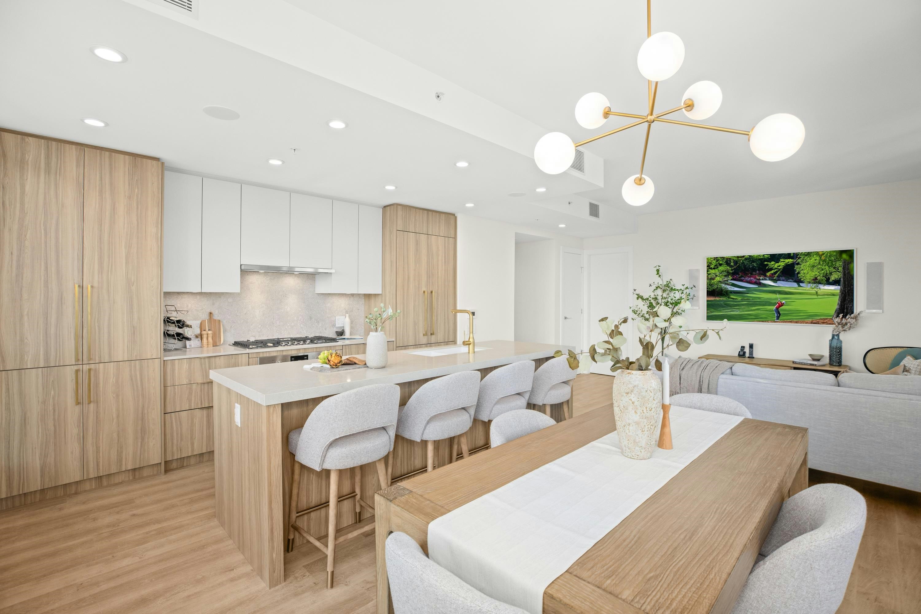 PH1102-2325 Emery Court - 5