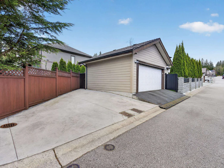 1213 Burkemont Place, Coquitlam, BC, V3B 0C8 - 38