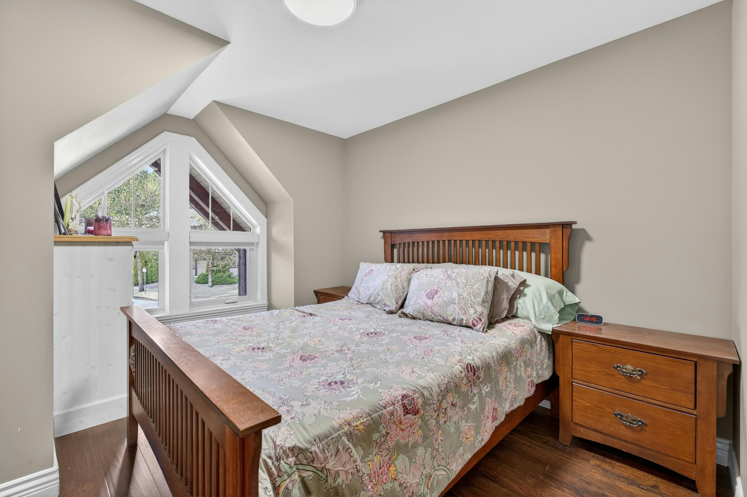 1213 Burkemont Place, Coquitlam, BC, V3B 0C8 - 22
