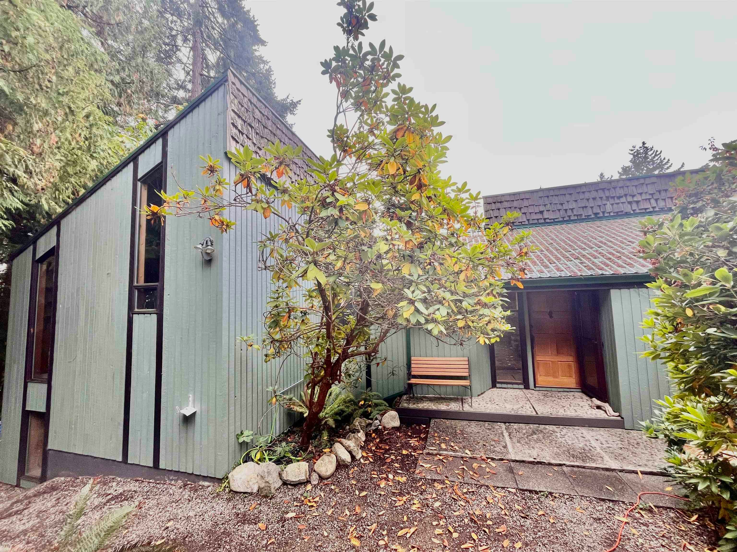 12835 Gulfview Road, Pender Harbour Egmont, BC, V0N 2H0