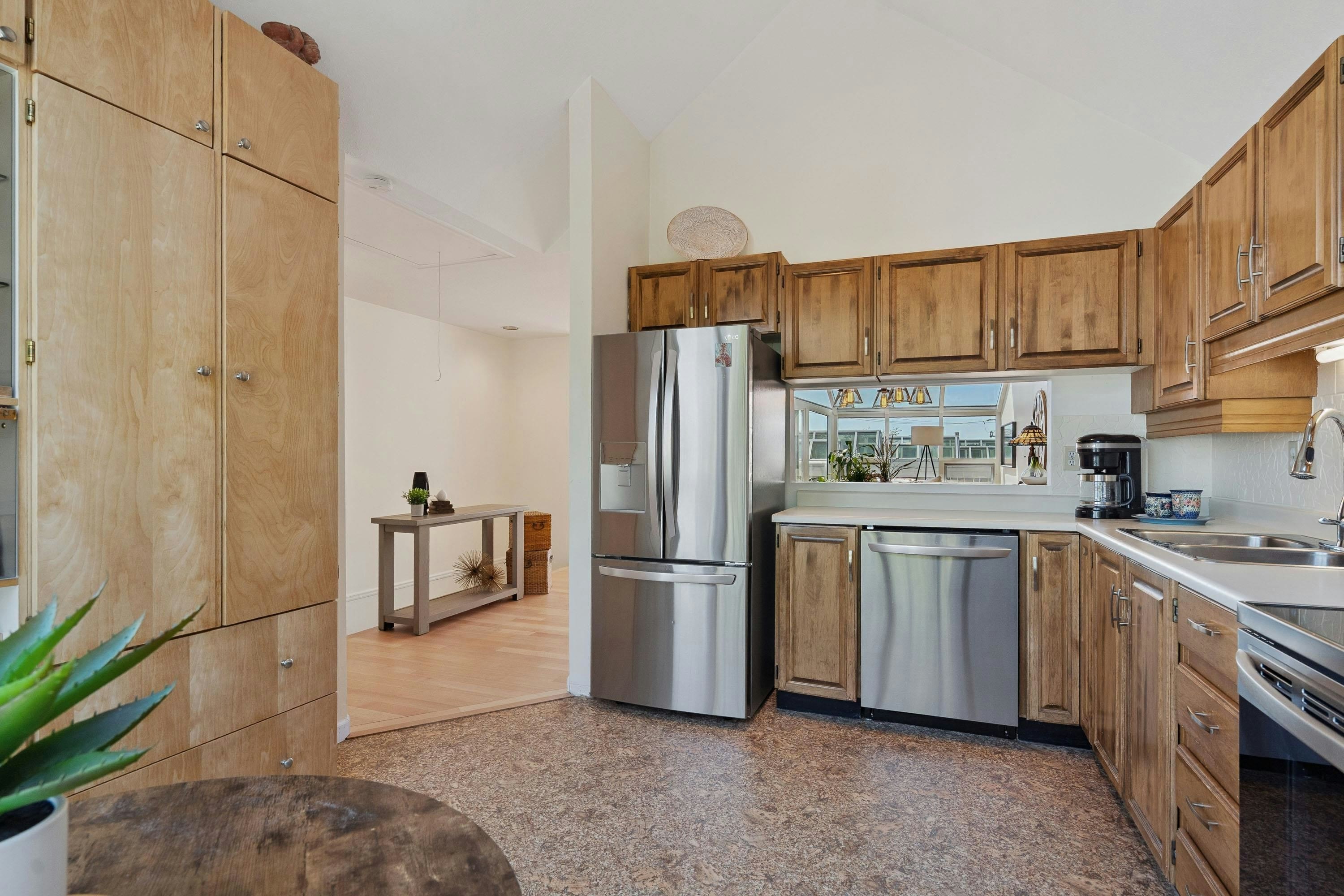 1107 Elm Street, Surrey, BC, V4B 1C1 - 21