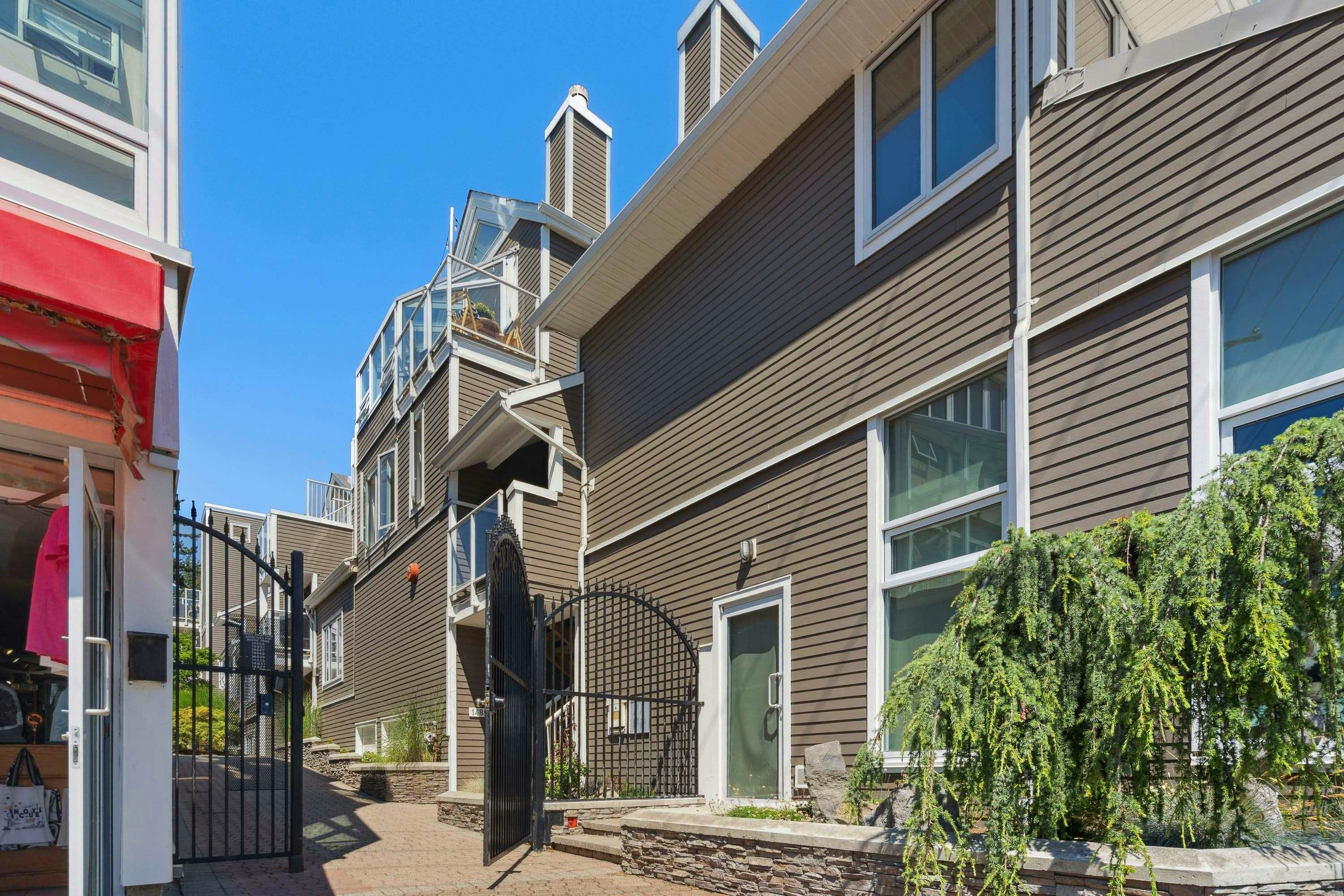 1107 Elm Street, Surrey, BC, V4B 1C1 - 6