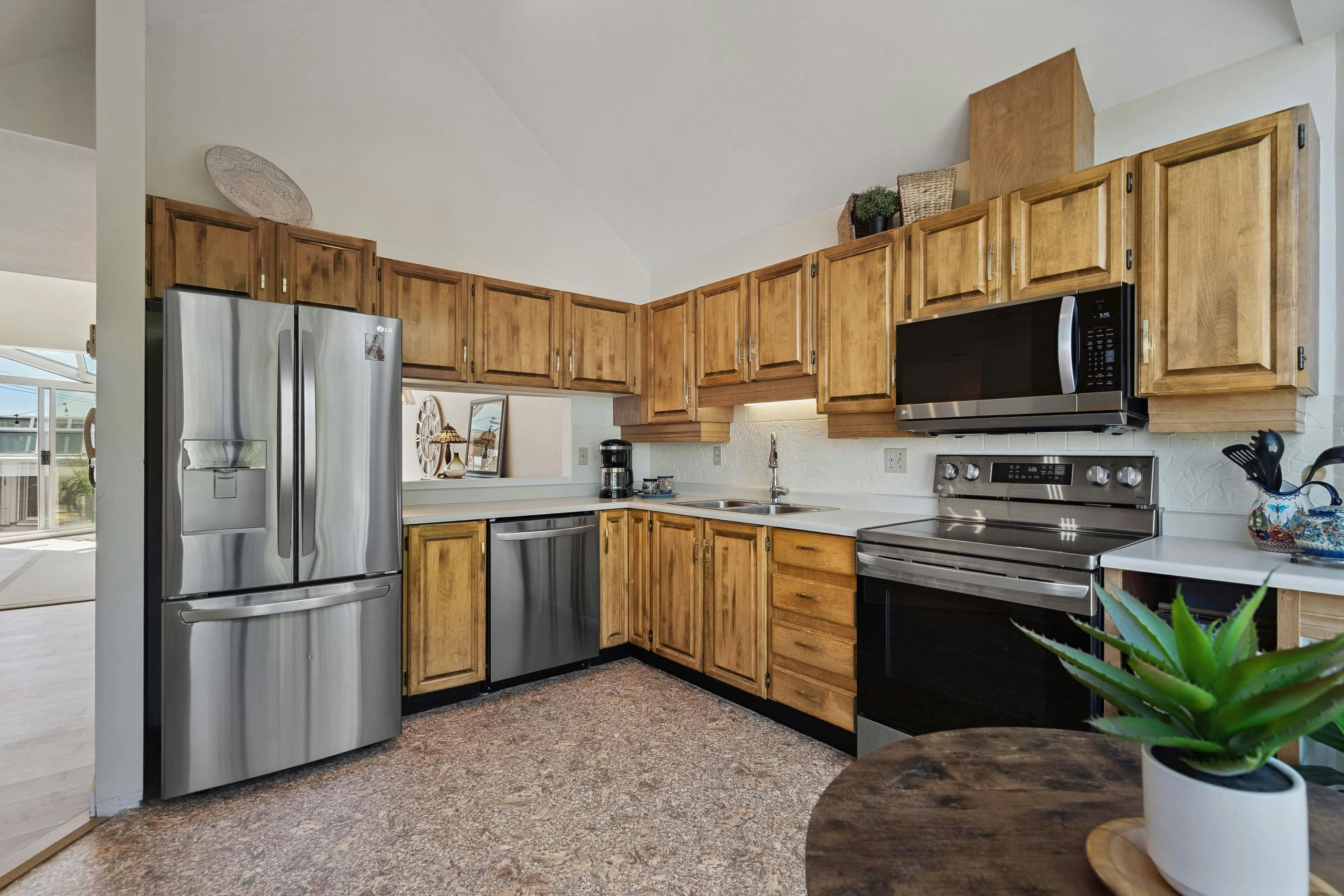1107 Elm Street, Surrey, BC, V4B 1C1 - 20